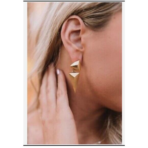Kendra Scott Gold Vivian Statement Earrings (new)